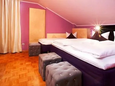 Villa Fantasia Budget Boutique Hotel Füssen